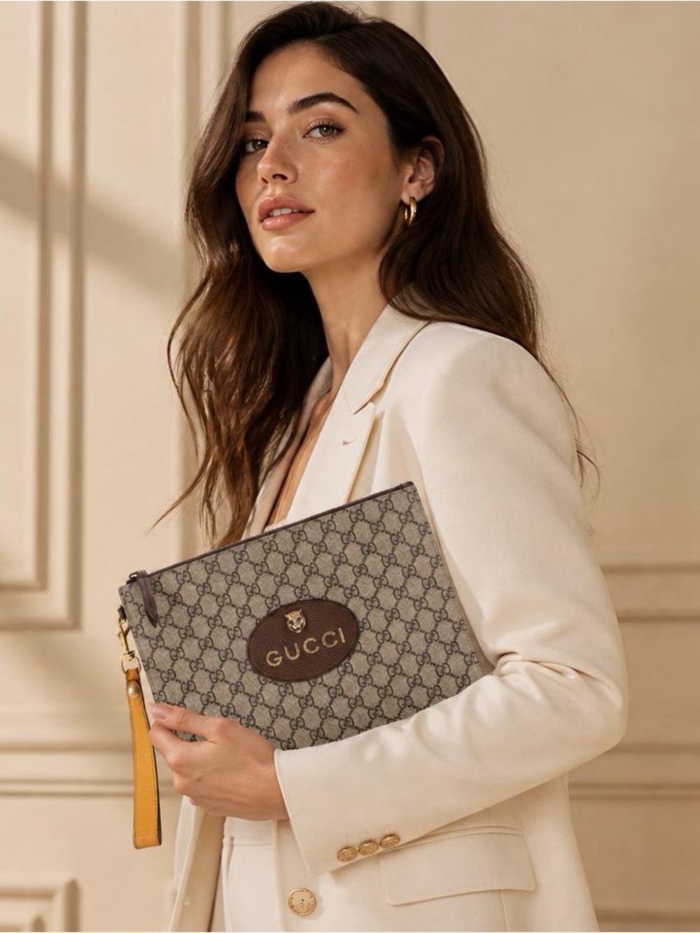 Gucci Beige Brown GG Supreme Zip Pouch with Tiger Neo pouch